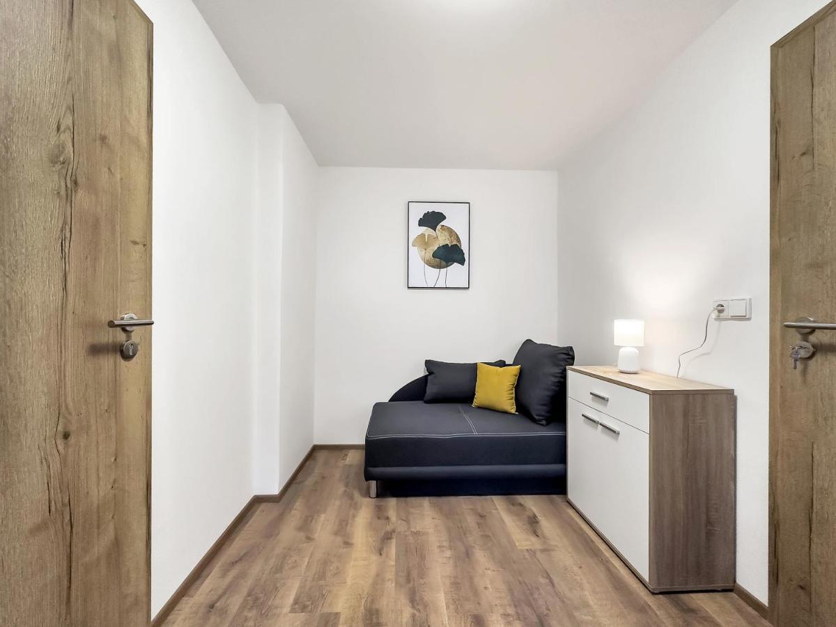 Apartment Katrin 2 カルロヴィ・ヴァリ エクステリア 写真